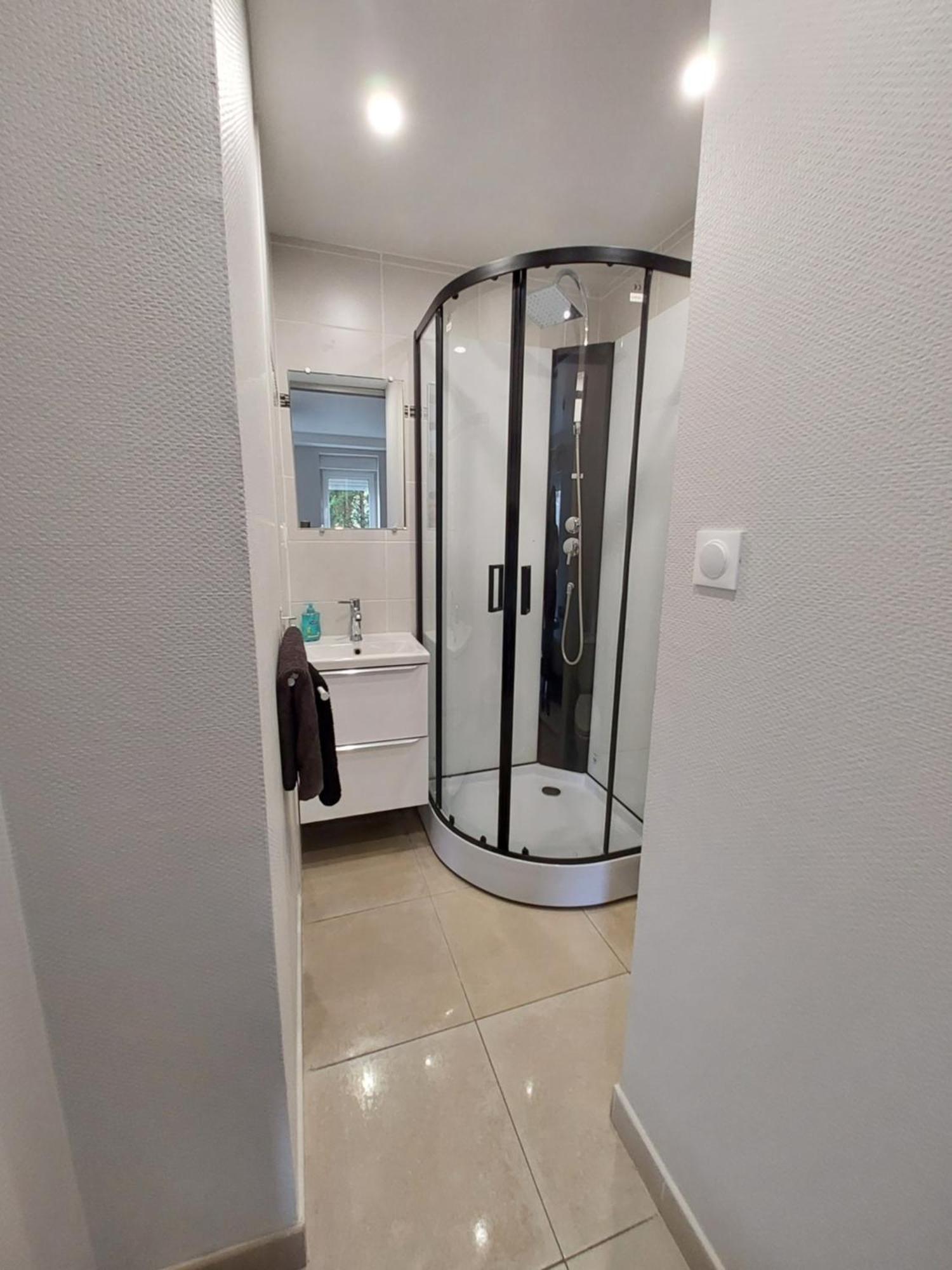 Les Appartements Sur Pompidou - 7 Appartements Neufs Societe Selogerametz Com Εξωτερικό φωτογραφία